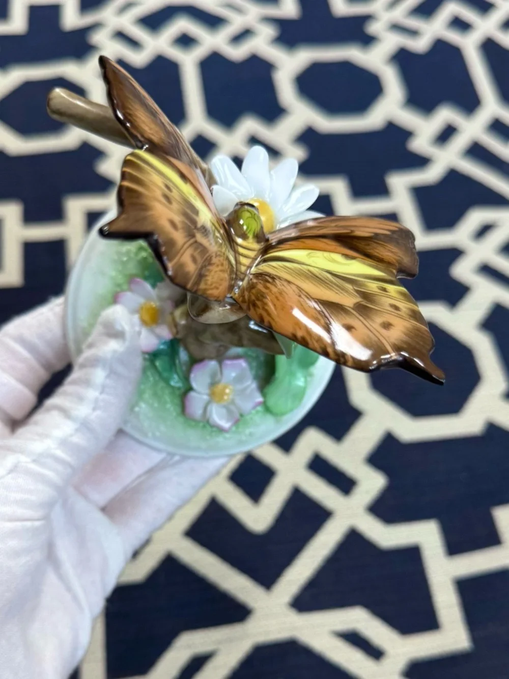 Herend Hungary Handpainted Porcelain Butterfly & Daisy Figurine Floral Vintage